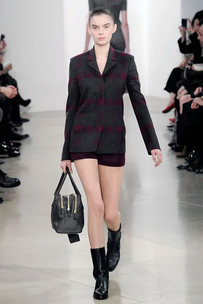 Look 34